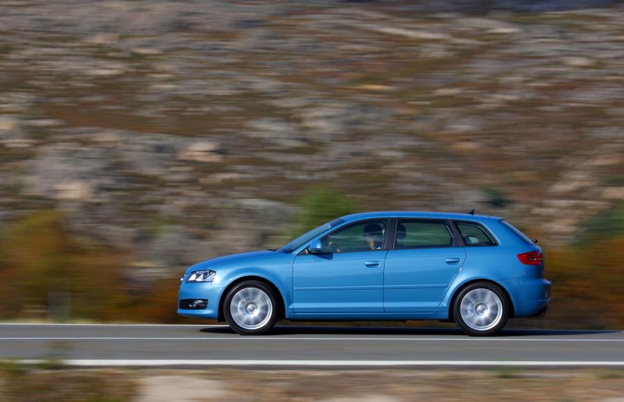  Audi A3 Sportback (8PA) 2008 года  (WW) (фото 9 из 20)